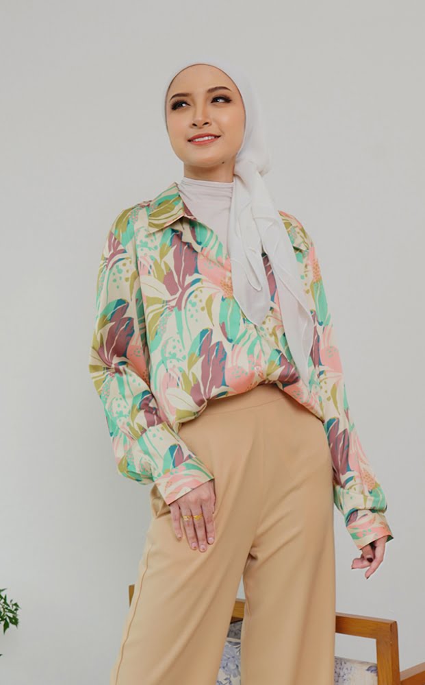 FLORAL PRINTED SHIRT (CREAM MAGENTA)
