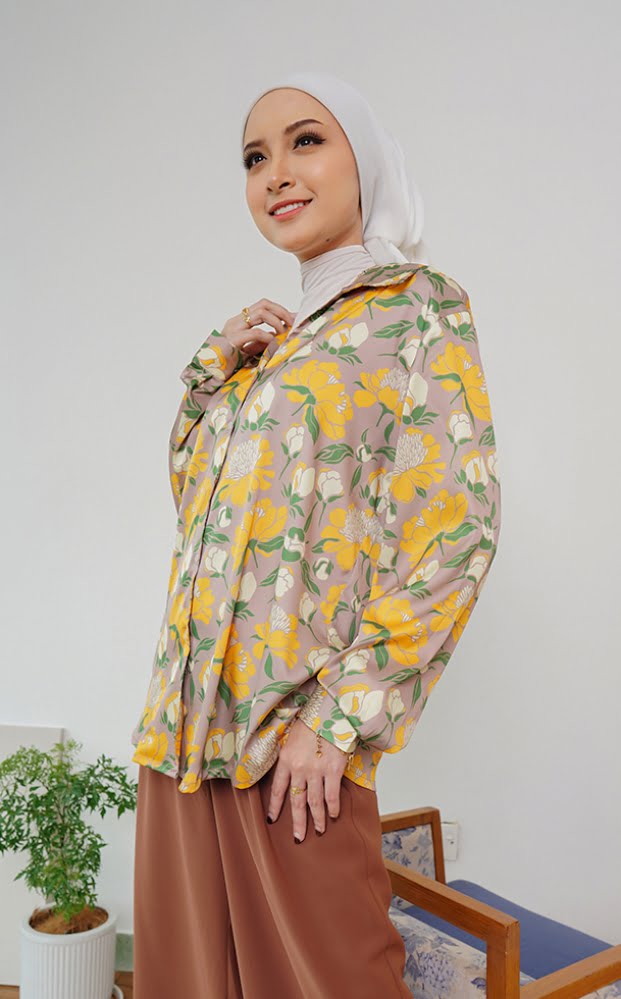 FLORAL PRINTED SHIRT (NUDE YELLOW)