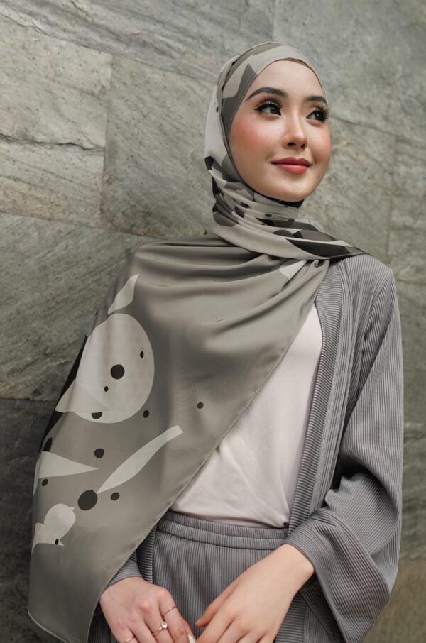GHANIA PRINTED SHAWL (GREY)
