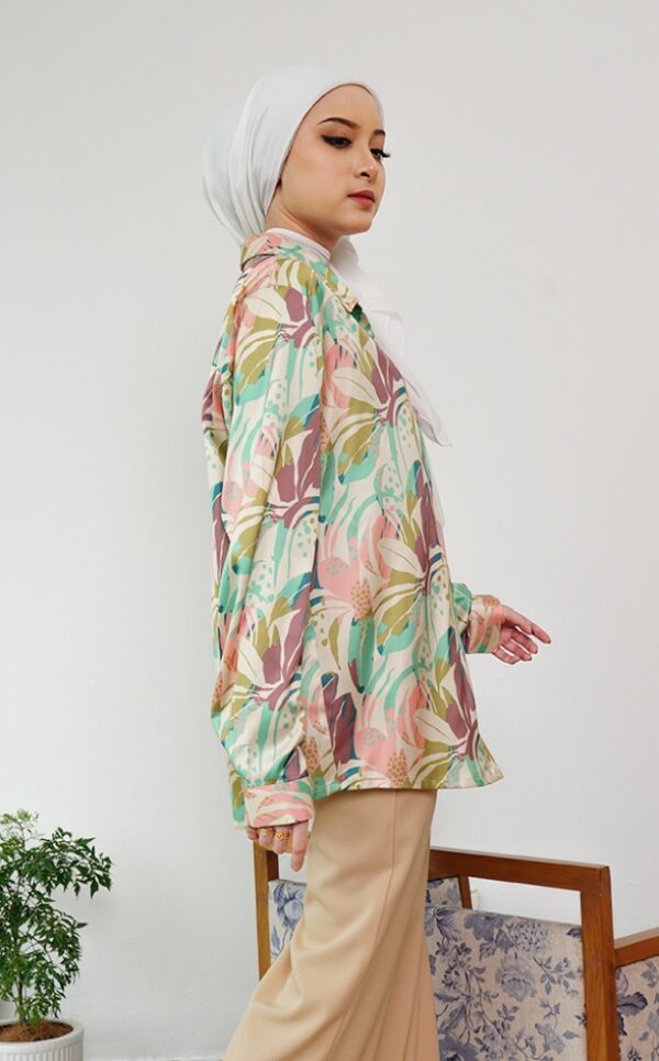 FLORAL PRINTED SHIRT (CREAM MAGENTA)