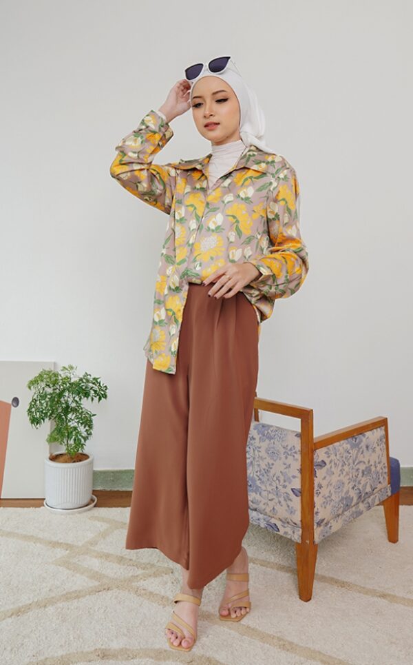 FLORAL PRINTED SHIRT (NUDE YELLOW)