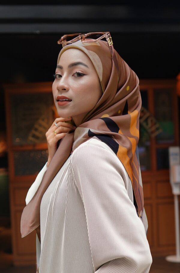 GHANIA PRINTED SQUARE (COCO)
