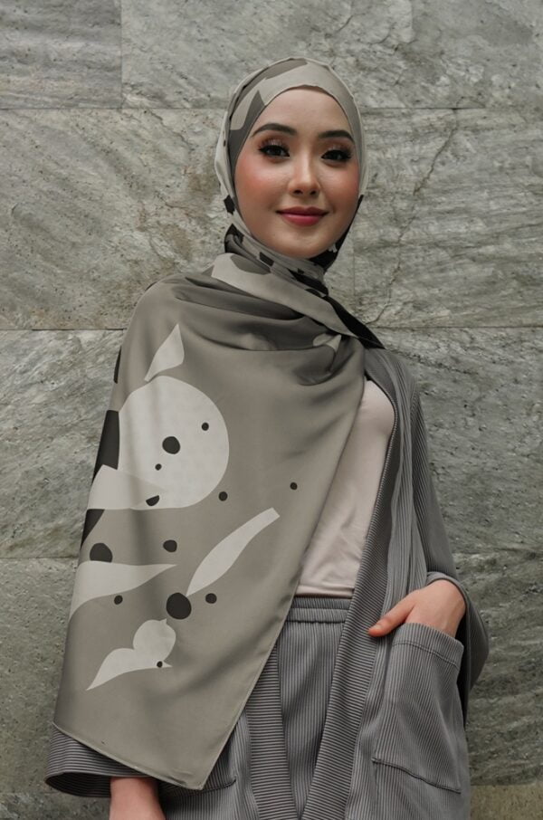 GHANIA PRINTED SHAWL (GREY)