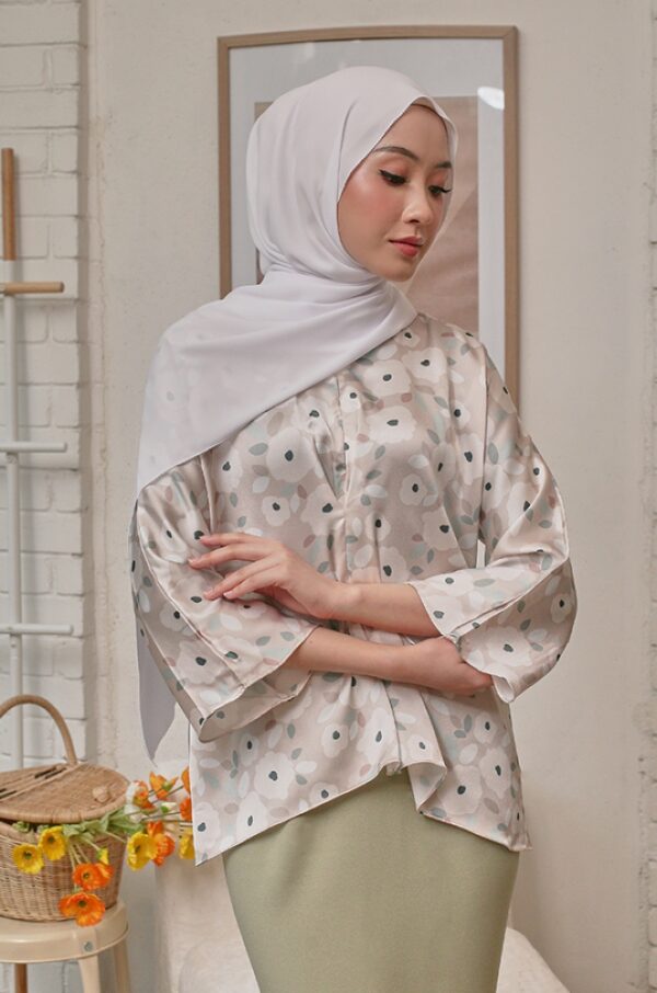 POPPY FLORAL KURUNG (SEA SALT)
