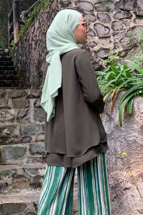 2 TIARA BLOUSE (ARMY GREEN)