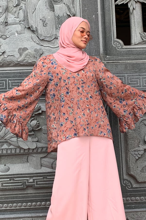 3 PAULINA BLOUSE (DARK PEAWOOD)