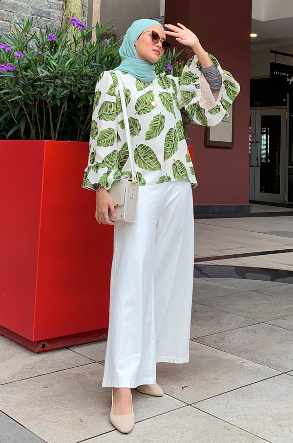 3 PAULINA BLOUSE (FERN GREEN)