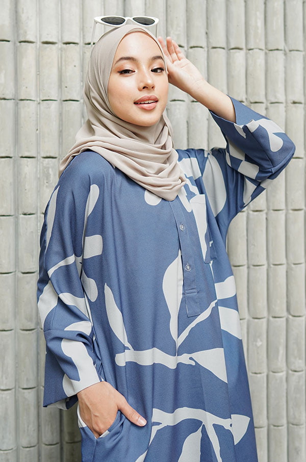 [PRE-ORDER] ARIANA CYRUS PRINTED SET (AEGEAN BLUE)
