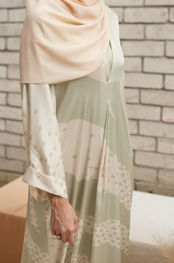 2 RAISSA LONG KAFTAN (FROSTED MINT)