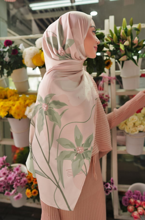 HANEEN PRINTED SHAWL (PINK CHAMPAGNE)