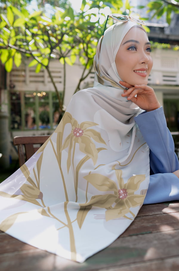 SPA BLUE 4 HANEEN PRINTED SHAWL (SPA BLUE)
