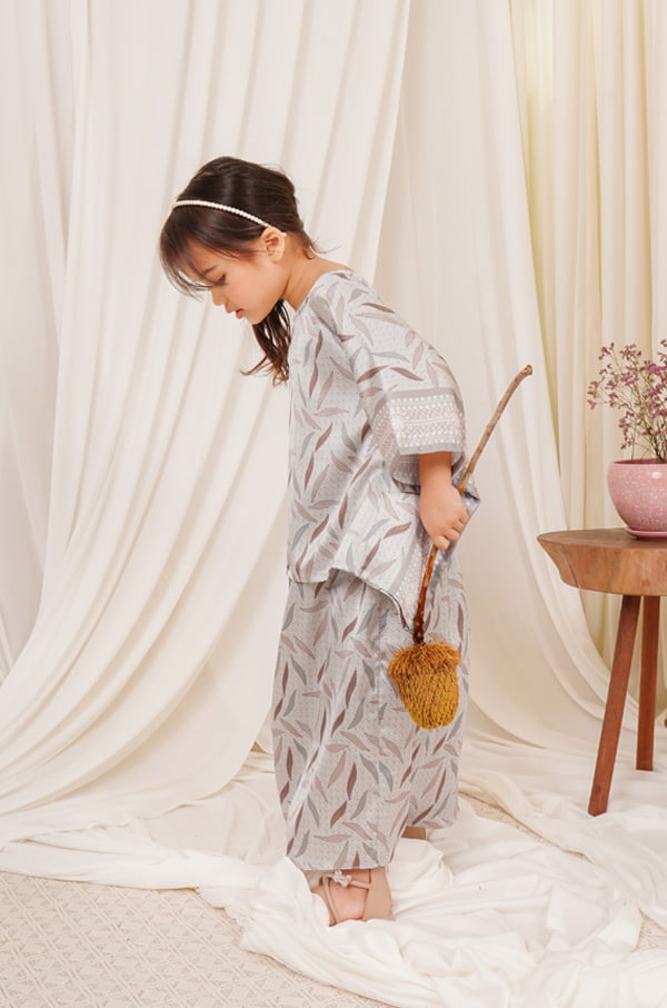 BAYUNA PAREO SET KIDS (GREYISH)