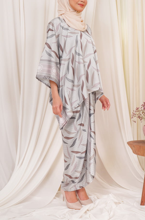1136 BAYUNA PAREO SET MOM (GREYISH)