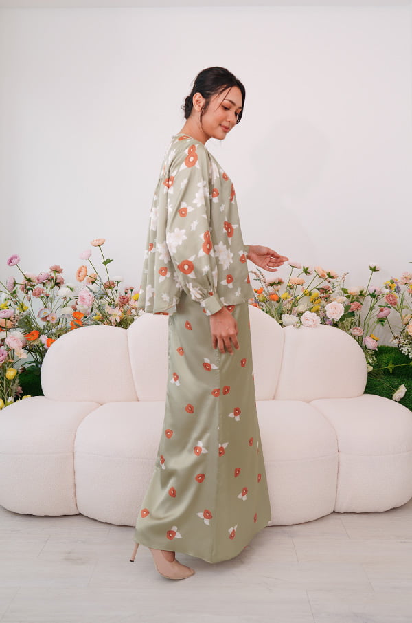 4791 ROSEANNE FLORAL KURUNG (OLIVE GREEN)