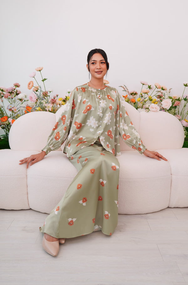 ROSEANNE FLORAL KURUNG (OLIVE GREEN)
