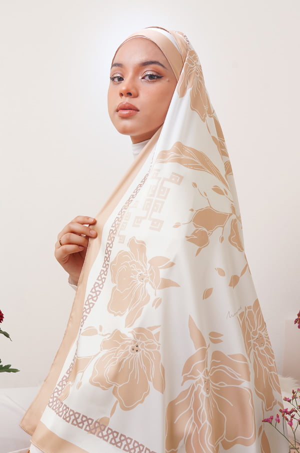 AINUN PRINTED SHAWL (BLEACHED APRICOT)