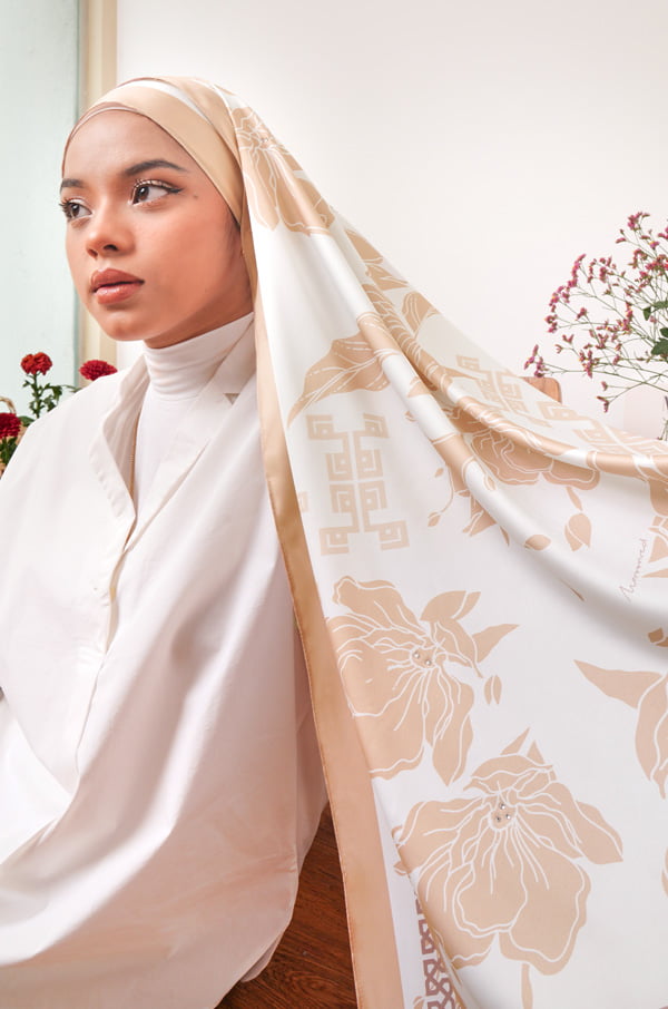 AINUN PRINTED SHAWL (BLEACHED APRICOT)