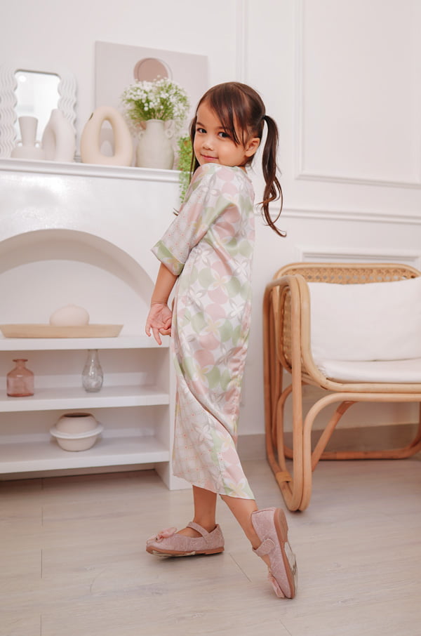LITTLE MAYA KAFTAN (BABY PINK)