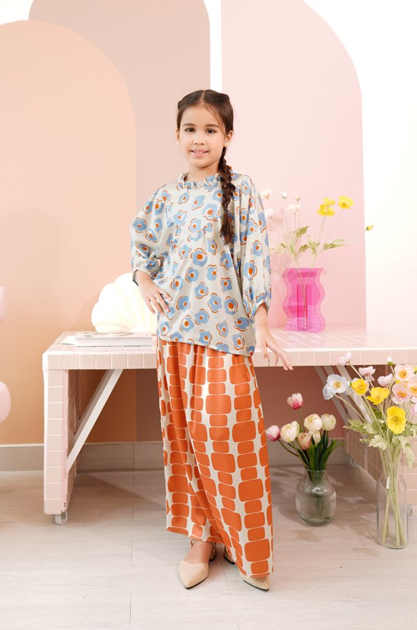 LITTLE KIEARA : KARA PRINTED KURUNG KIDS (BLUE ORANGE)