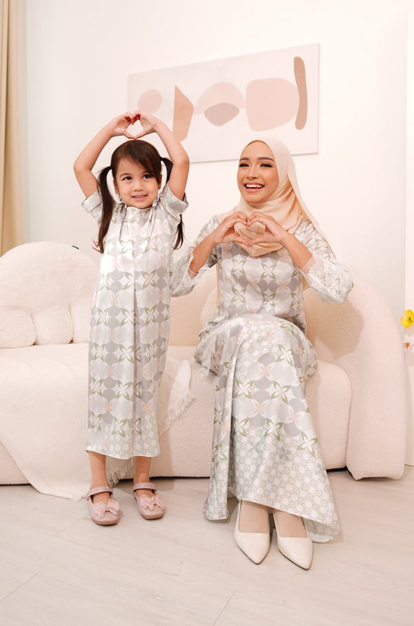 KIDS 5 LITTLE ZEHRA KAFTAN (COOL GREIGE)