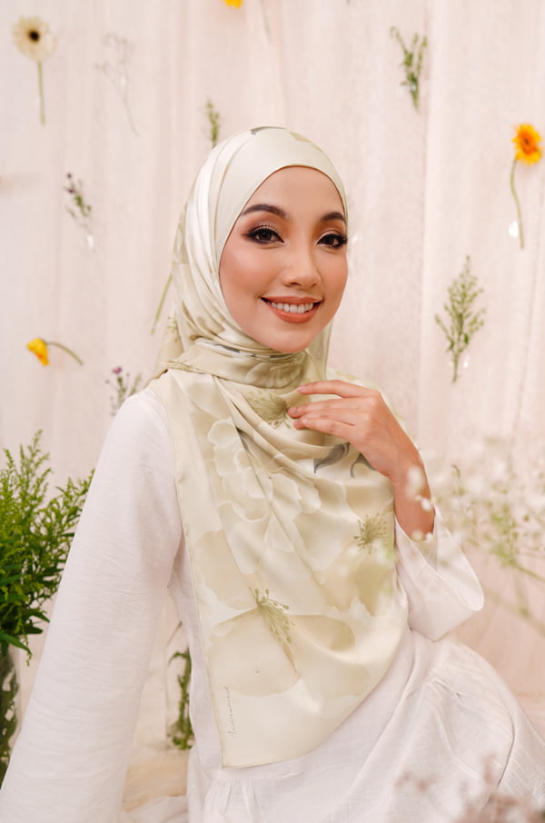 AZALEA PRINTED SHAWL (ROYAL LINEN)