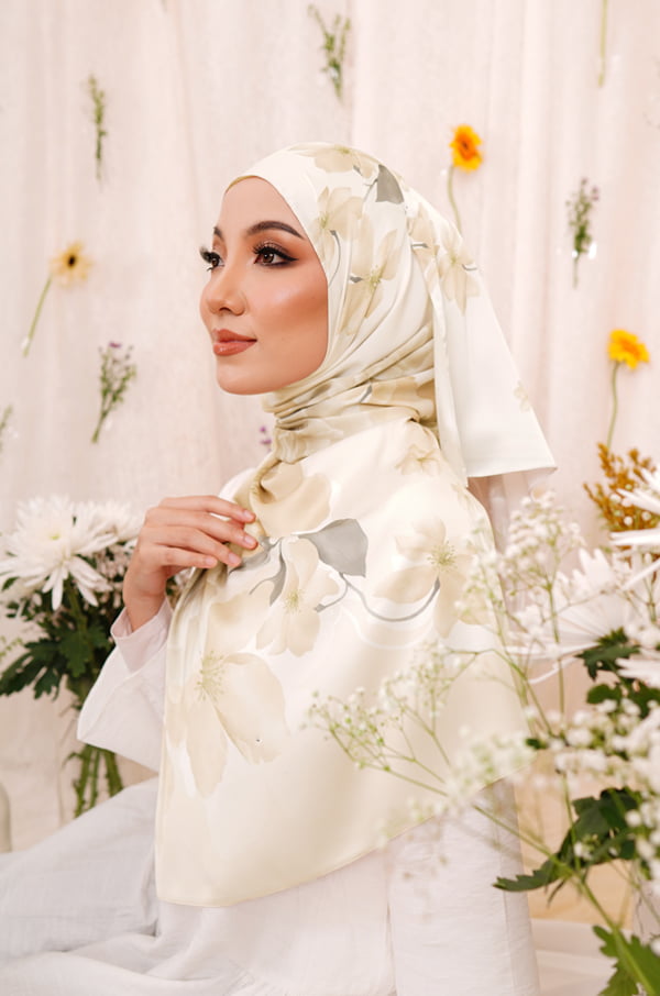 AZALEA PRINTED SHAWL (ROYAL LINEN)