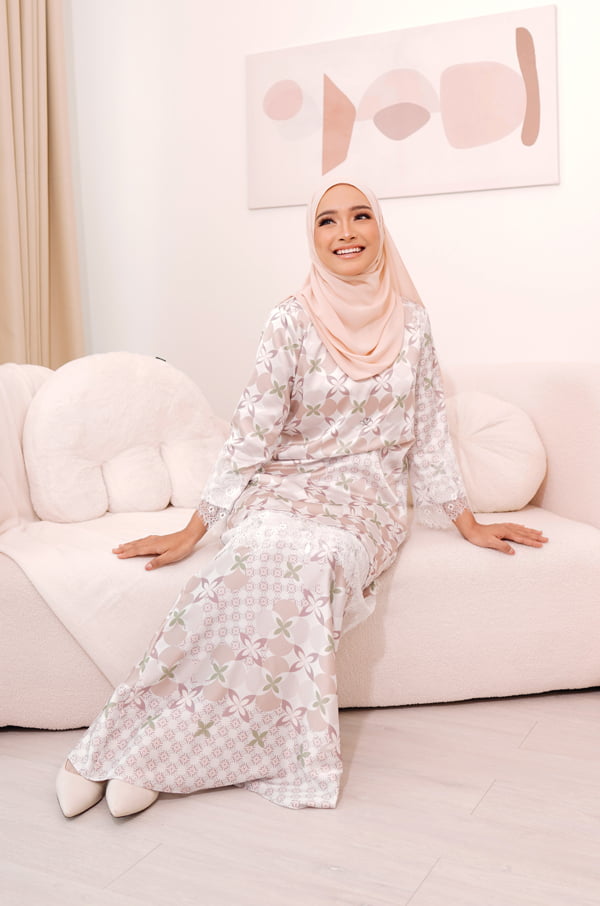 MOM 4 ZEHRA PRINTED KURUNG (MAUVE)