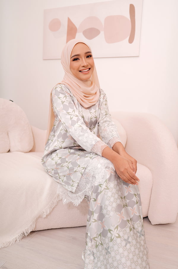 MOM 5 ZEHRA PRINTED KURUNG (COOL GREIGE)