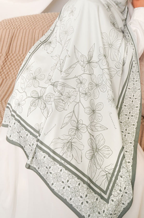 NEELA FLOWER PRINTED SHAWL (RUSSIAN DARK GREEN)