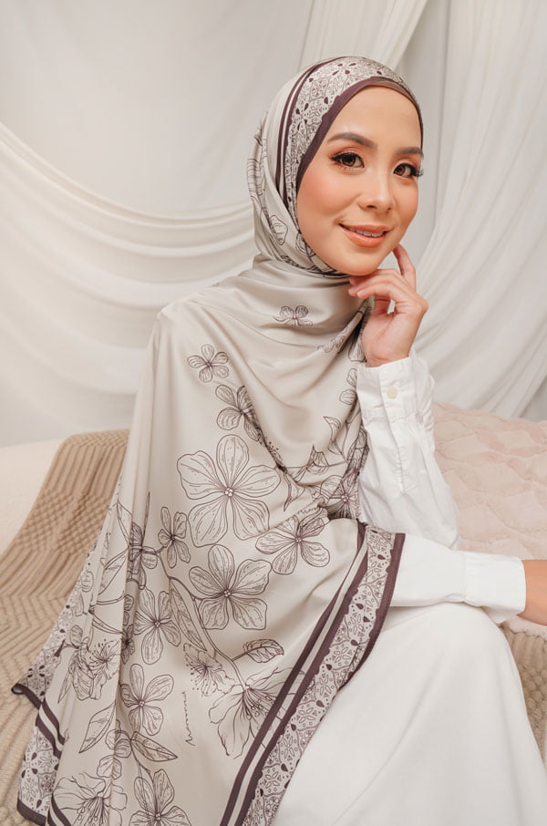 NEELA FLOWER PRINTED SHAWL (DARK CHOCO)