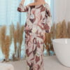 SARA KURUNG MODERN (WALNUT WOOD)
