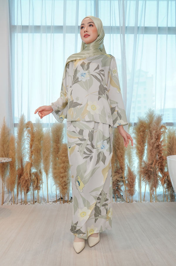 10571 SARA KURUNG MODERN (CELERY ICE)