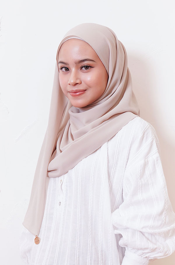 LIANA BASIC PLAIN SHAWL [LIGHT TAN]