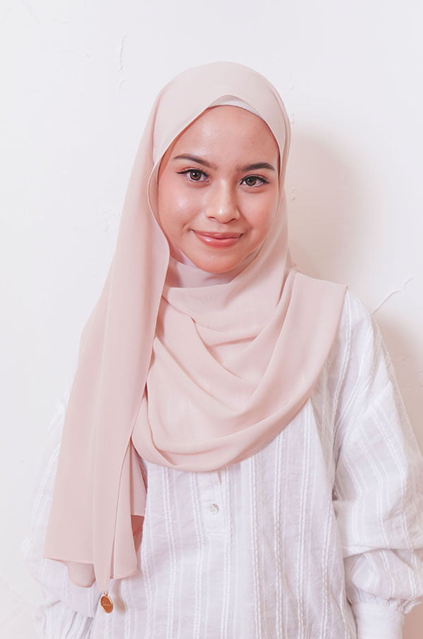 LIANA BASIC PLAIN SHAWL [LIGHT SALMON]