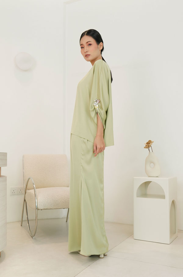 NATALIE KURUNG MODERN (HONEYDEW MELON)