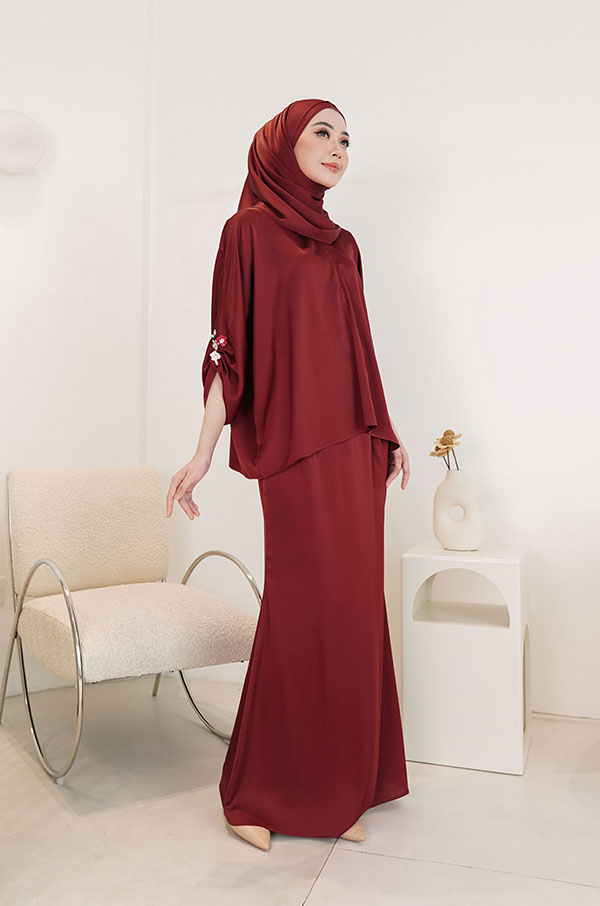 0990 NATALIE KURUNG MODERN (MAROONRED)