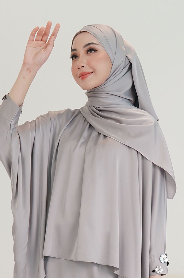 LARNEY PLAIN SHAWL (SILVER GRAY)