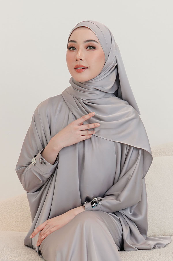 LARNEY PLAIN SHAWL (SILVER GRAY)