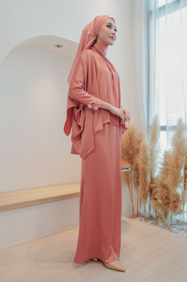 ALYSSA KURUNG MODERN (CORAL ORANGE)