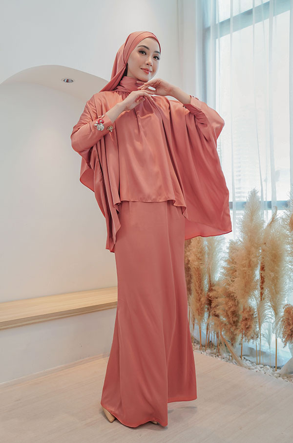 ALYSSA KURUNG MODERN (CORAL ORANGE)