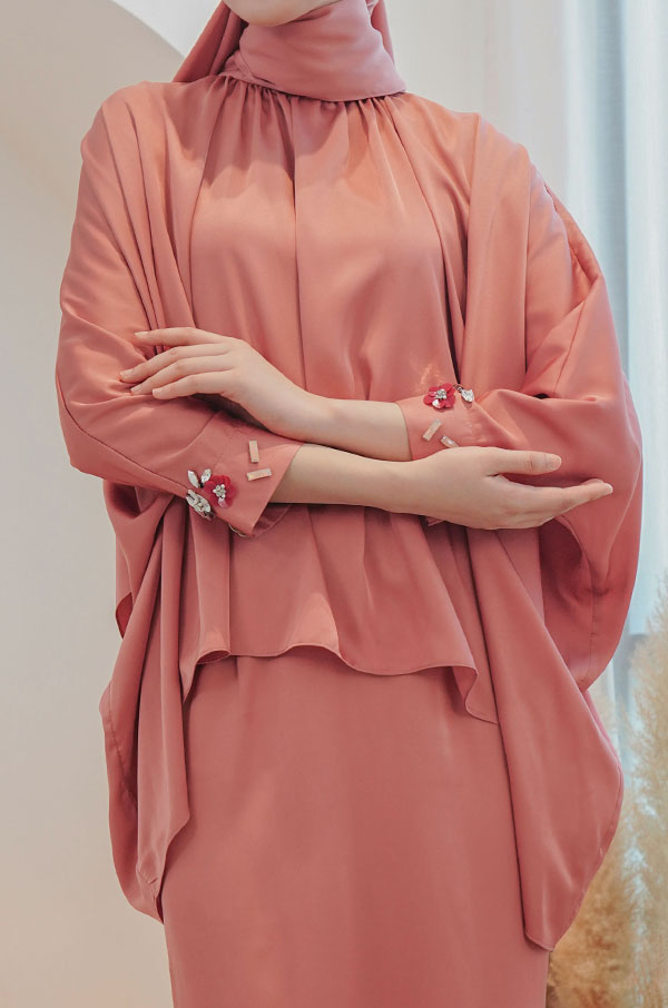 ALYSSA KURUNG MODERN (CORAL ORANGE)