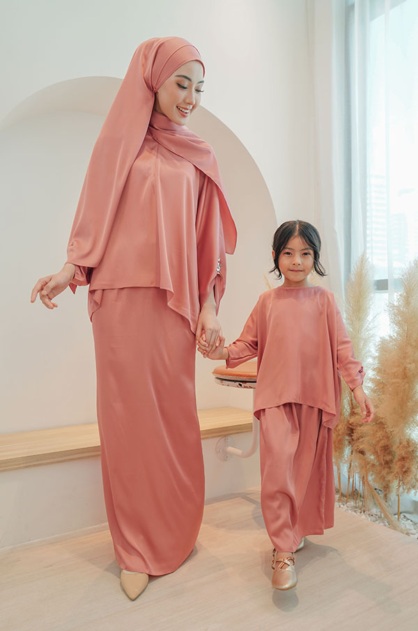 NATALIE KURUNG MODERN (CORAL ORANGE)