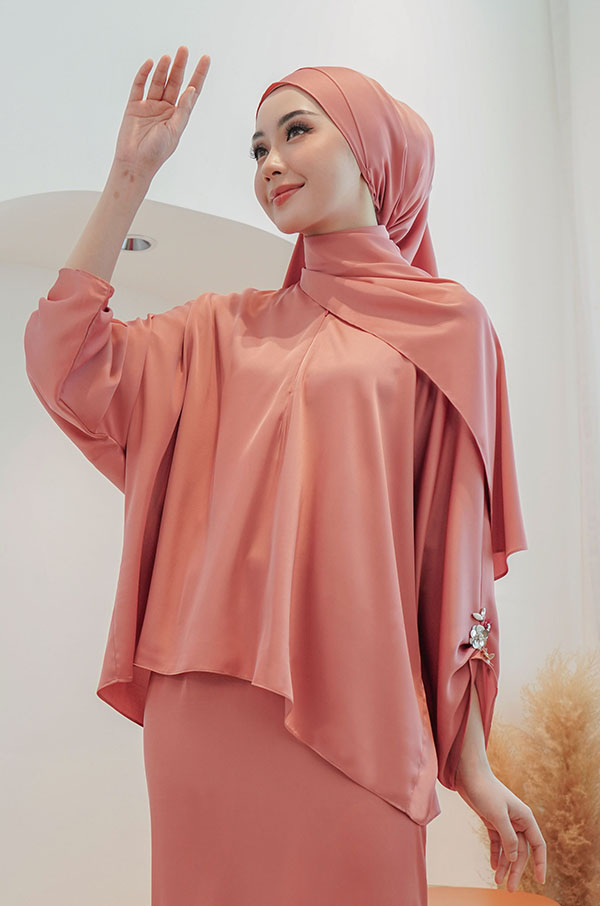 LARNEY PLAIN SHAWL (CORAL ORANGE)