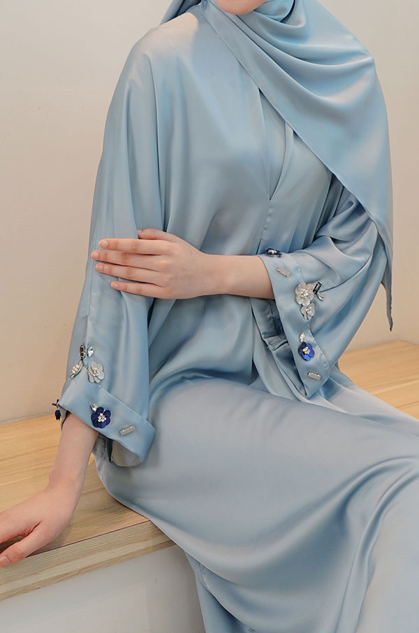 5988 (details) ADELYNN LONG CAFTAN SET- DELICATE BLUE