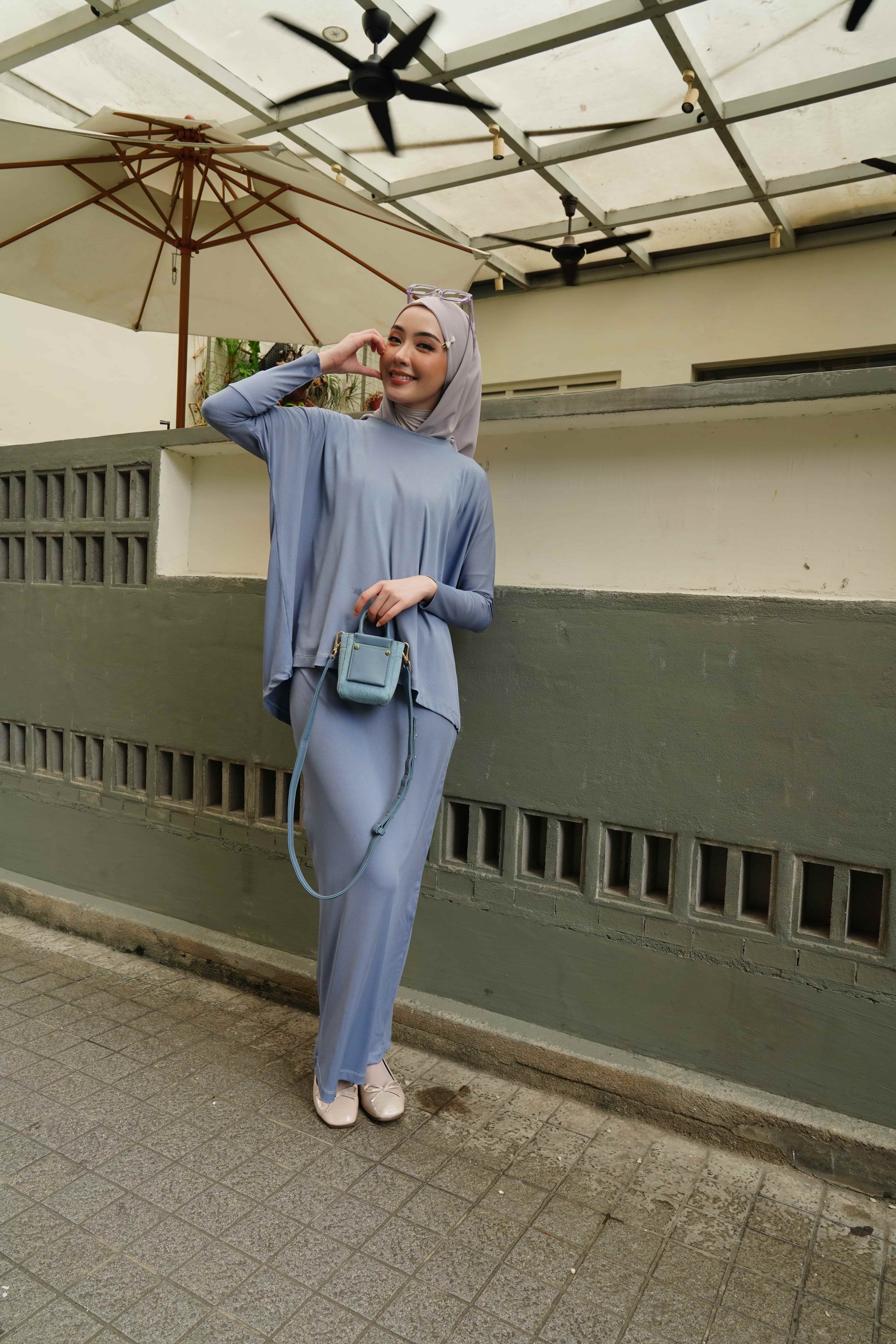 AIRE SKIRT SET - BLUE