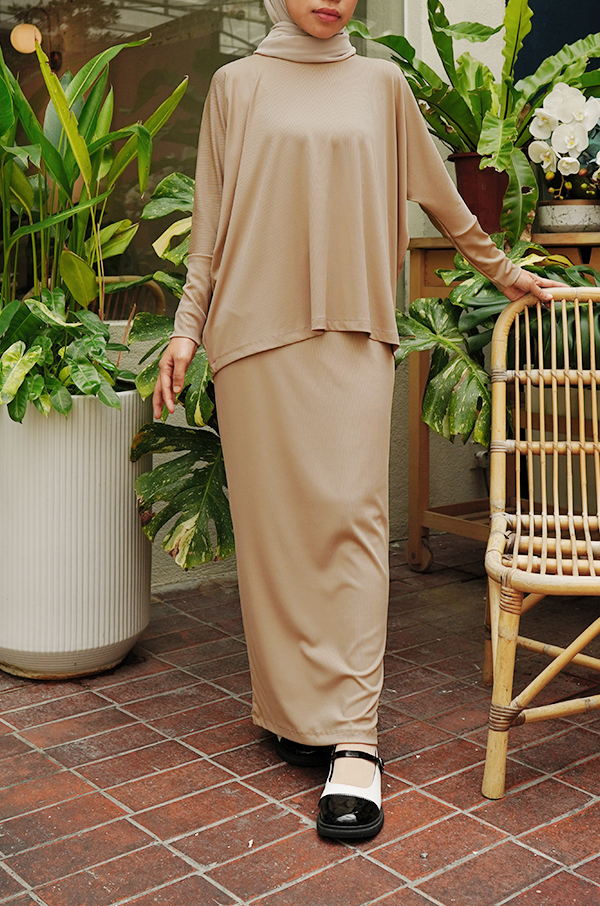 AIRE SKIRT SET - KHAKI