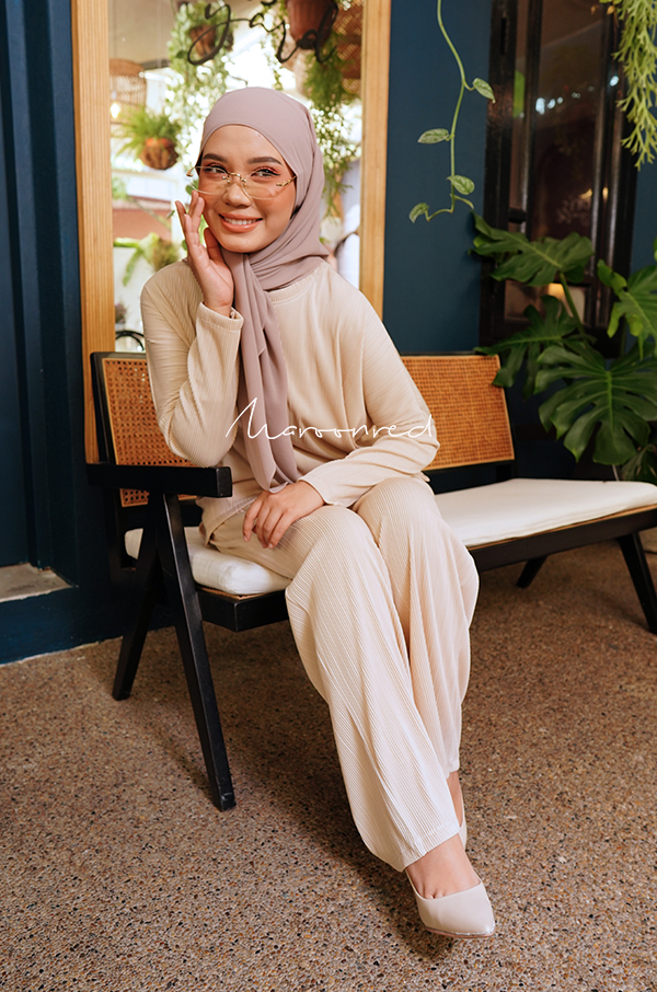 DEEP CREAM-04 ALYNA PLEATED PANTS - DEEP CREAM