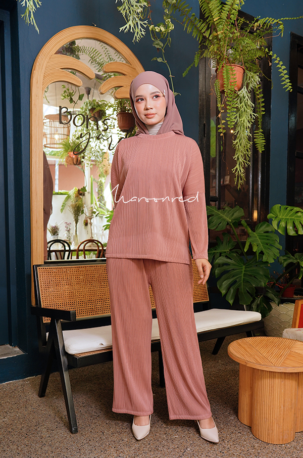 ALYNA PLEATED PANTS - DUSTY ROSE
