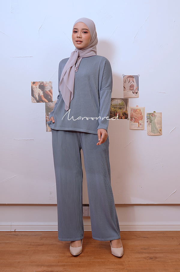 ALYNA PLEATED PANTS - TEEL BLUE
